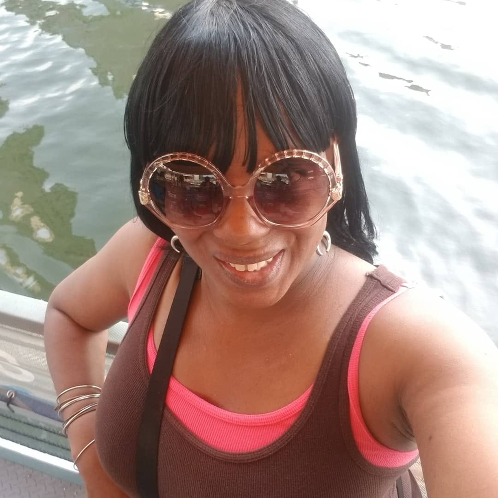 Meet your Posher, Victoria